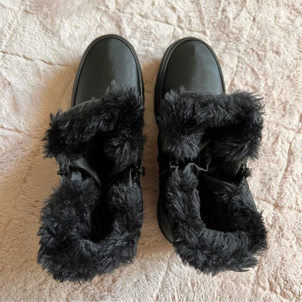 NEW‎ Roebuck & Co. Thermolite Winter Boots Women's Size 8